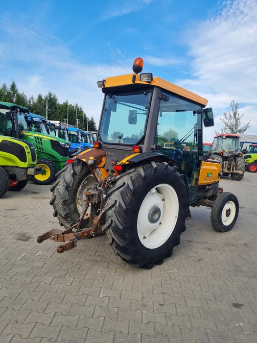 Ciagnik Sadowniczy Renault 7012