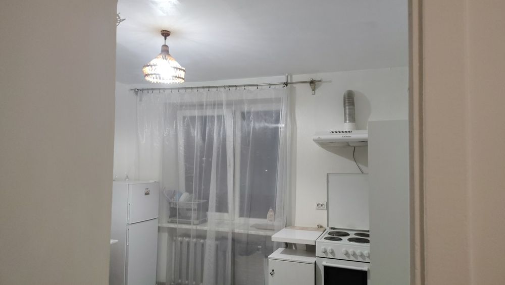 Світла квартира по вул. Пулюя від власника