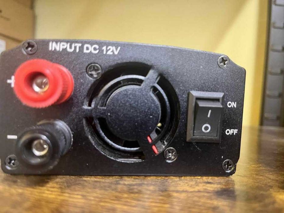 Bapdas Przetwornica napięcia DC 12 V na AC 230 V, 220 V z USB (4,2 A)