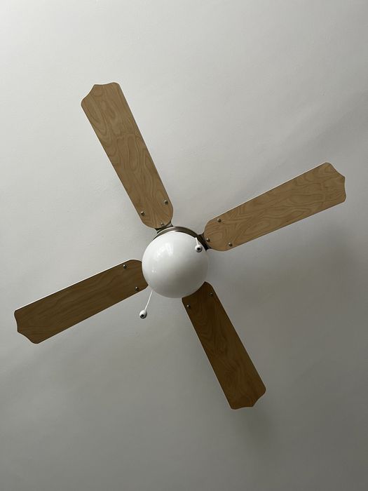 Lampa z wentylatorem duża / Wentylator sufitowy