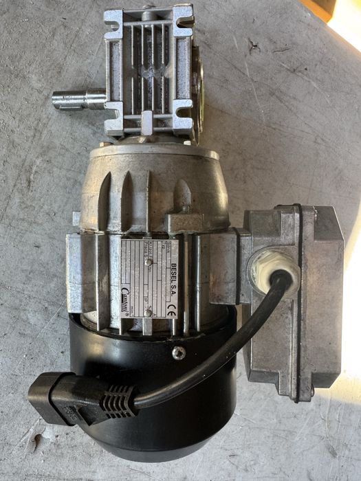 Silnik Besel 0,09kw Nowy, podajnik piec na ekogroszek