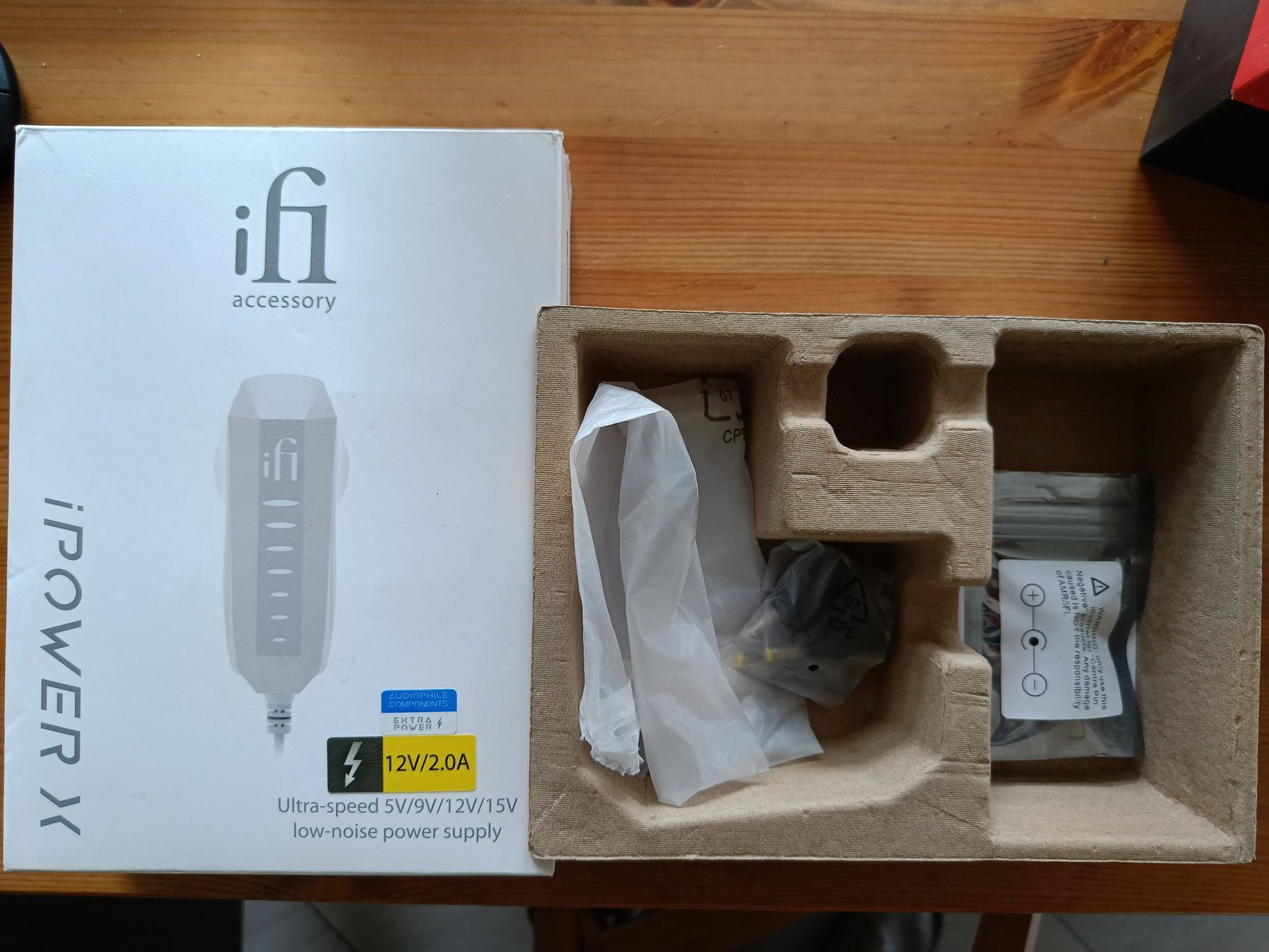 Lampowy przetwornik Aune Flamingo BD Bluetooth.