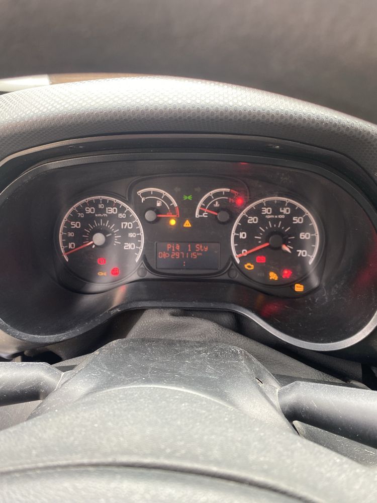 Fiat doblo 1,6 d pelna faktura vat
