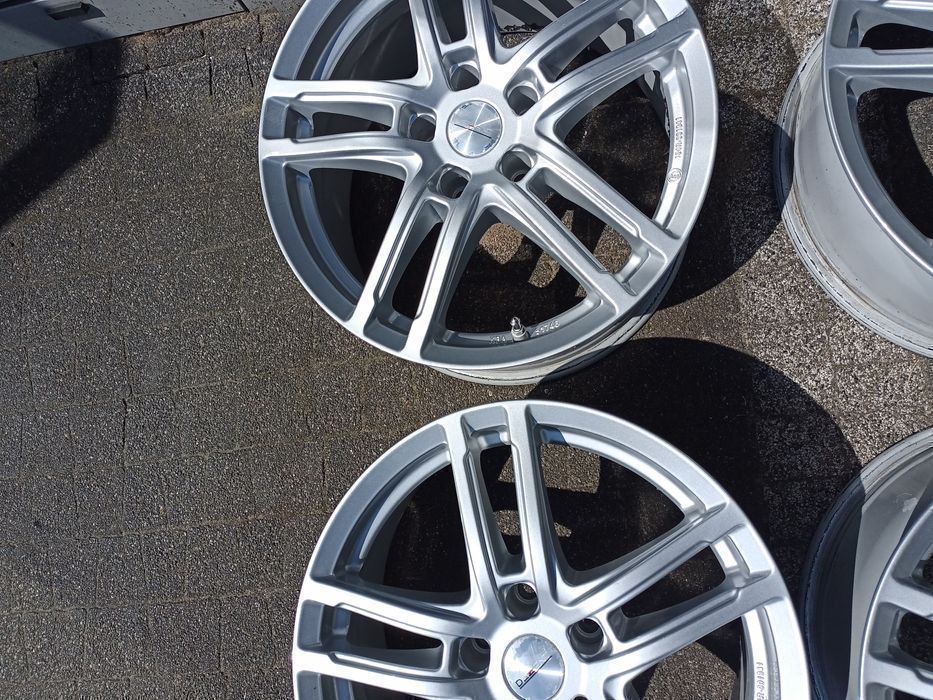 17" DEZENT Vw Tiguan Sharan Audi A5 A7 Mercedes BMW F10 ET30