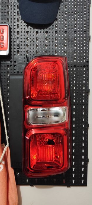 Farolim esquerdo peugeot expert