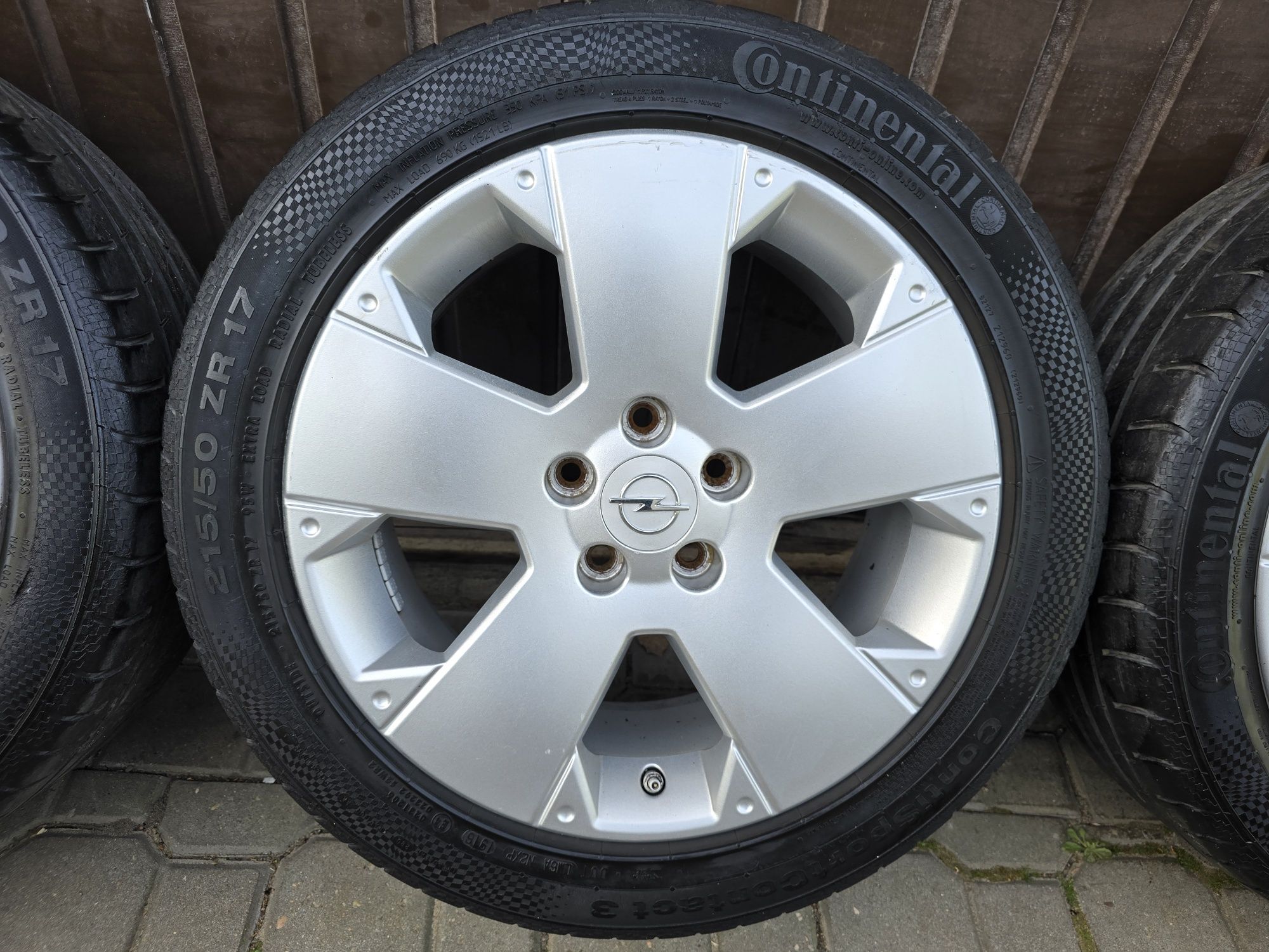 Felgi aluminiowe 17" Opel Vectra C GTS 5x110 Zafira Astra H Meriva B