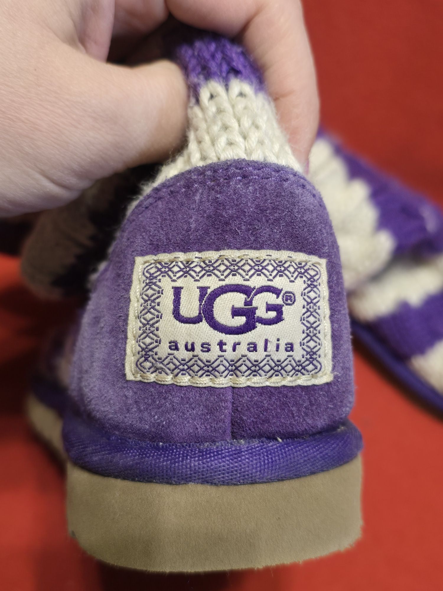 Оригінальні дитячі в'язані черевики фірми ugg