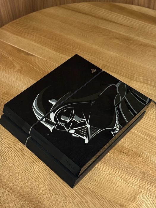 Продам PlayStation 4 FAT 1TB Limited Edition