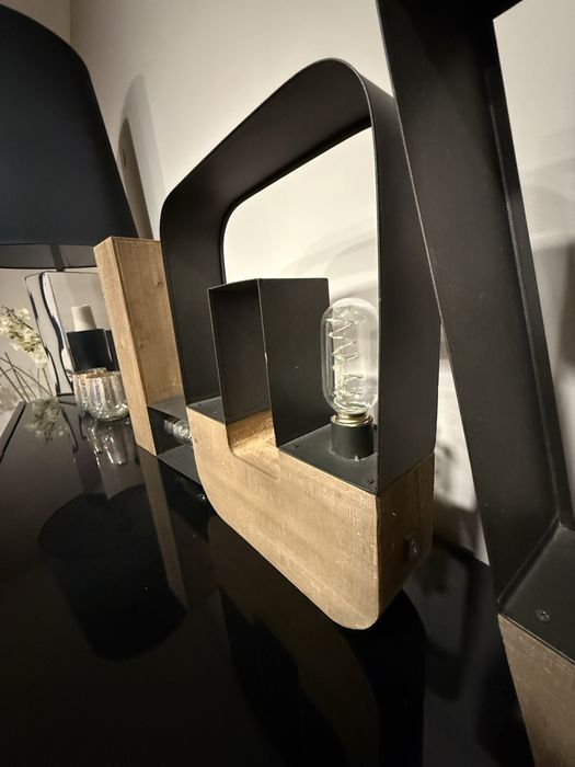 Candeeiros a pilhas LOVE