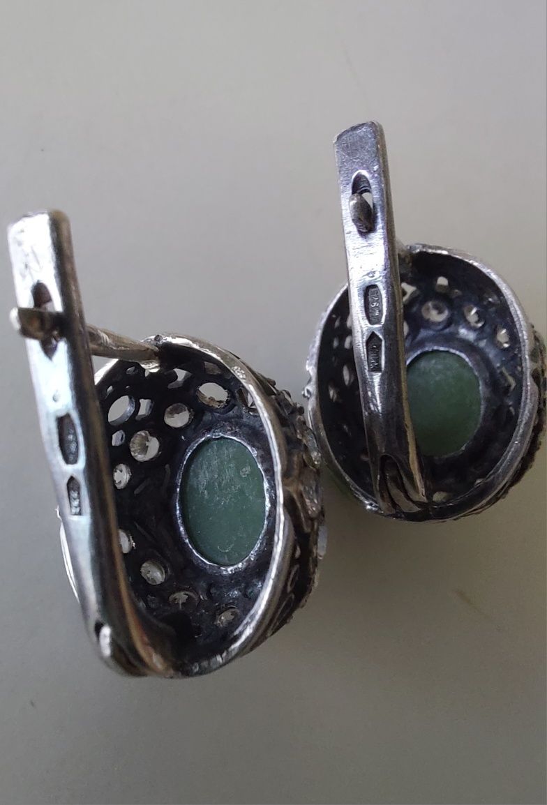 Серебро. Серебряные серьги (8гр).
