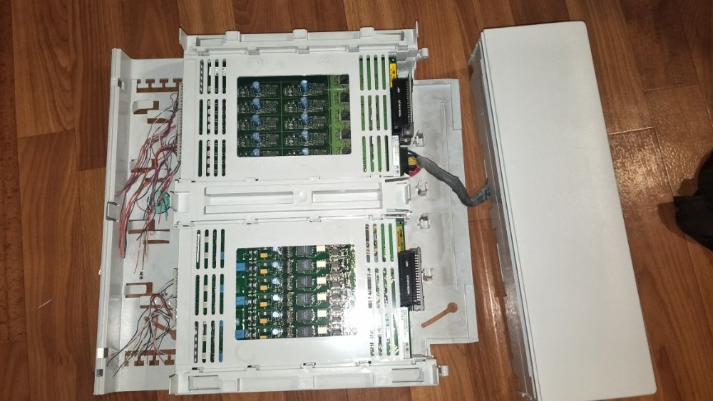 Цифровая АТС Siemens HiPath 1150 c платами расширения