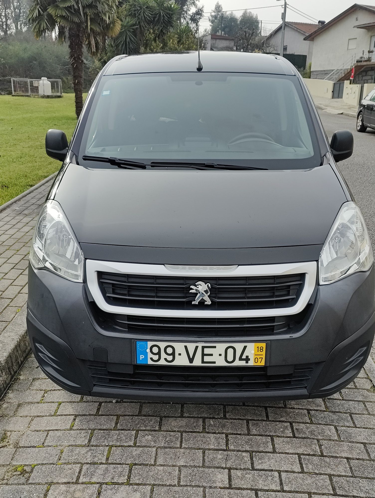 Peugeot partner 1.6 de 2018 IVA dedutível