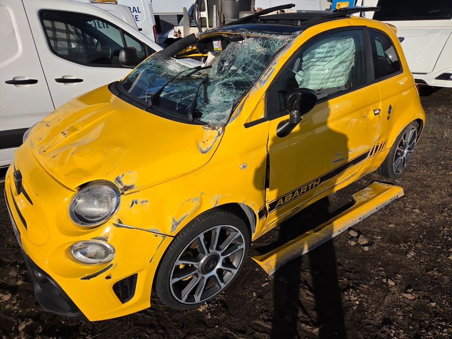 Abarth 595 Abarth 595 automat rezerwacja rezerwacja rezerwacja