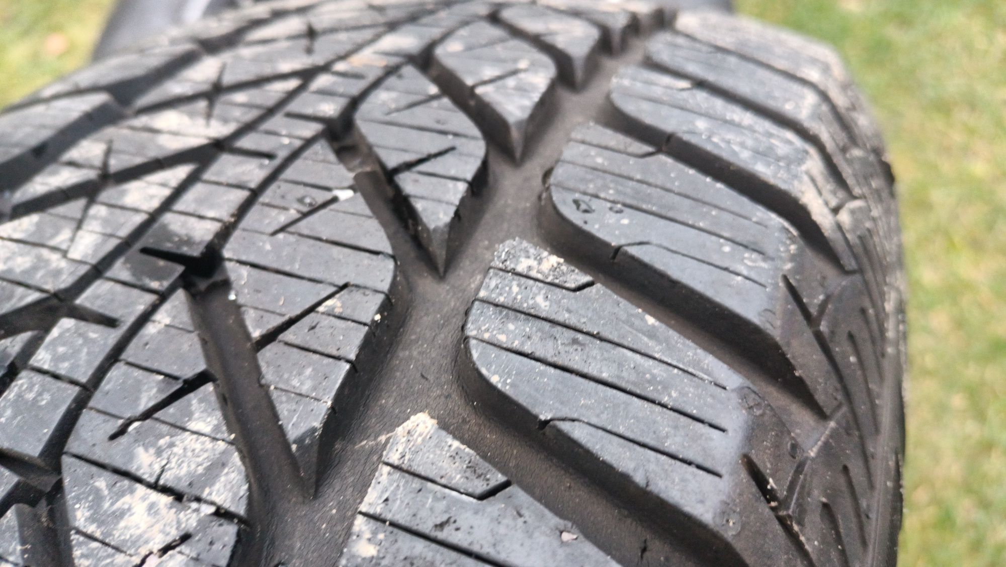 Koła zimowe felgi 16 5x114,3 et40 Nissan Qashqai 215/65/15 okazja