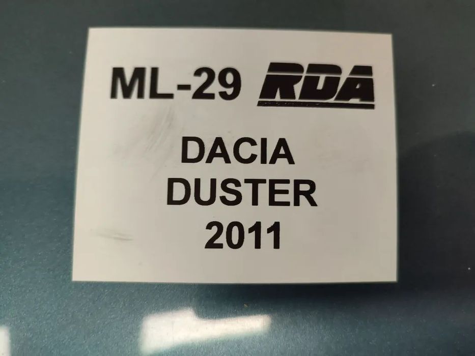 ML29 Mala Dacia Duster de 2011