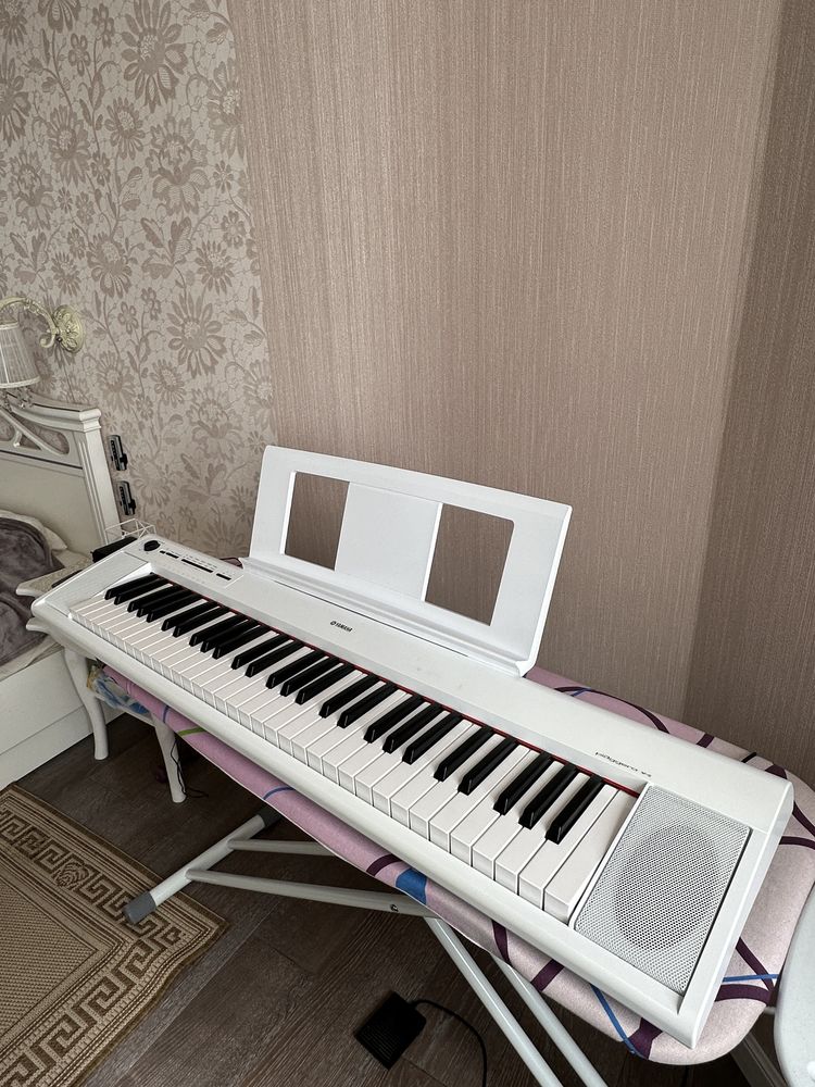 Піаніно yamaha np 12