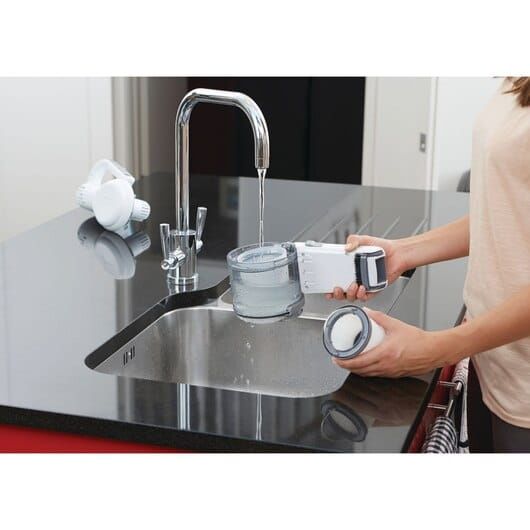 Odkurzacz ręczny akumulatorowy Black & Decker
