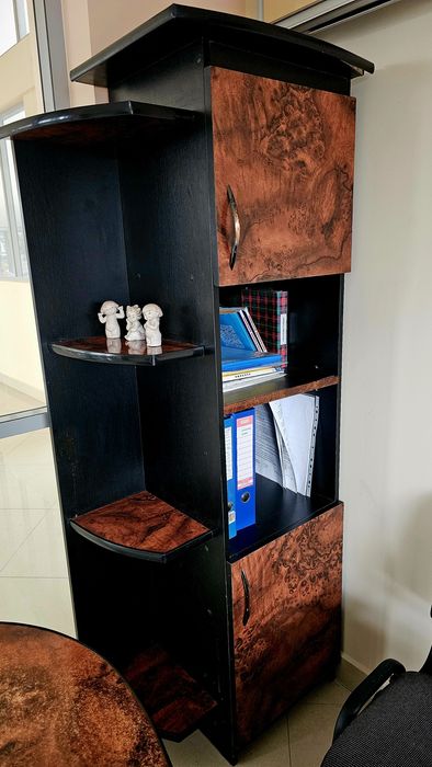 Продам Офісні меблі