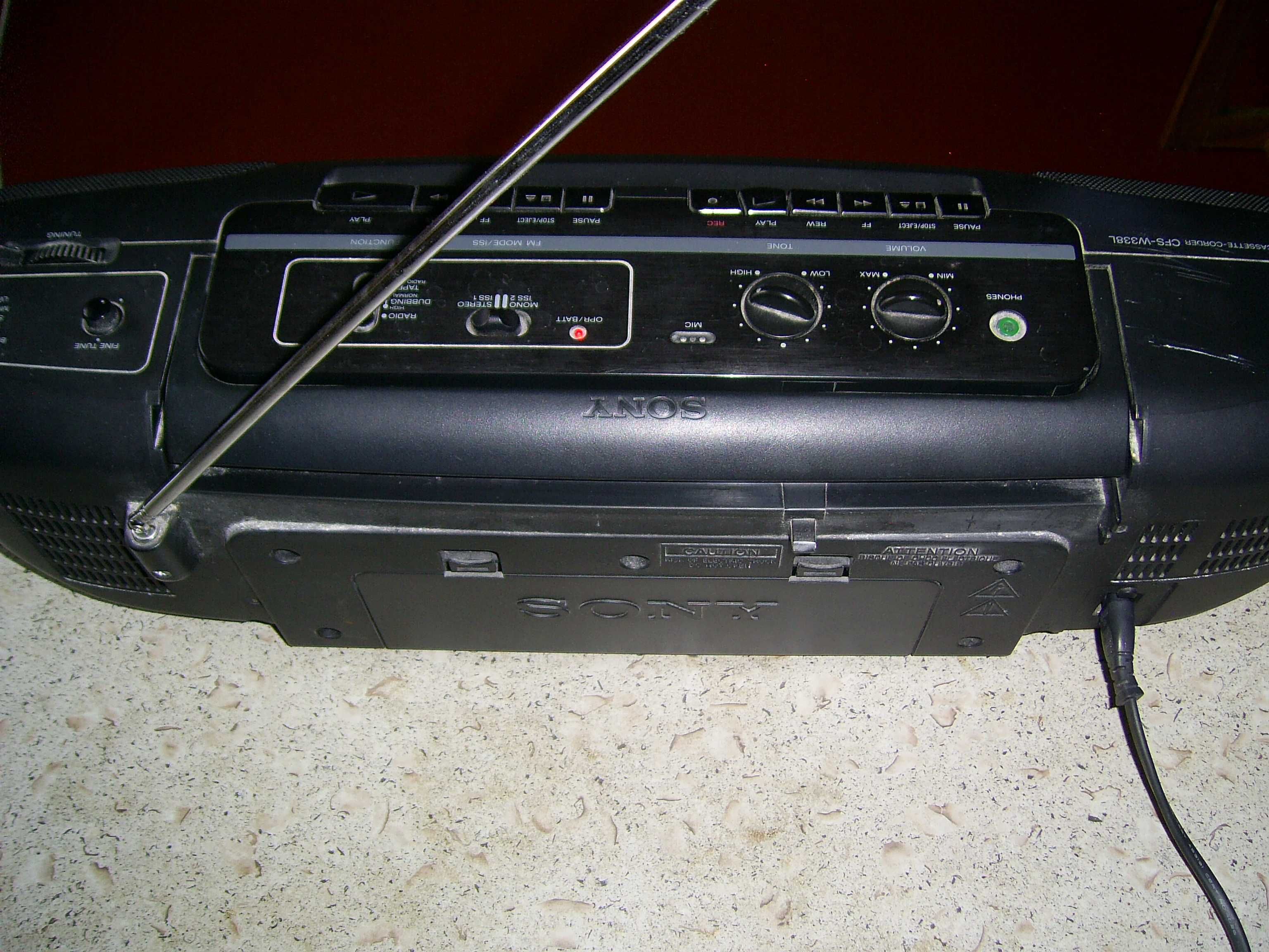 Каcетный магнитофон Sony CES - W338L