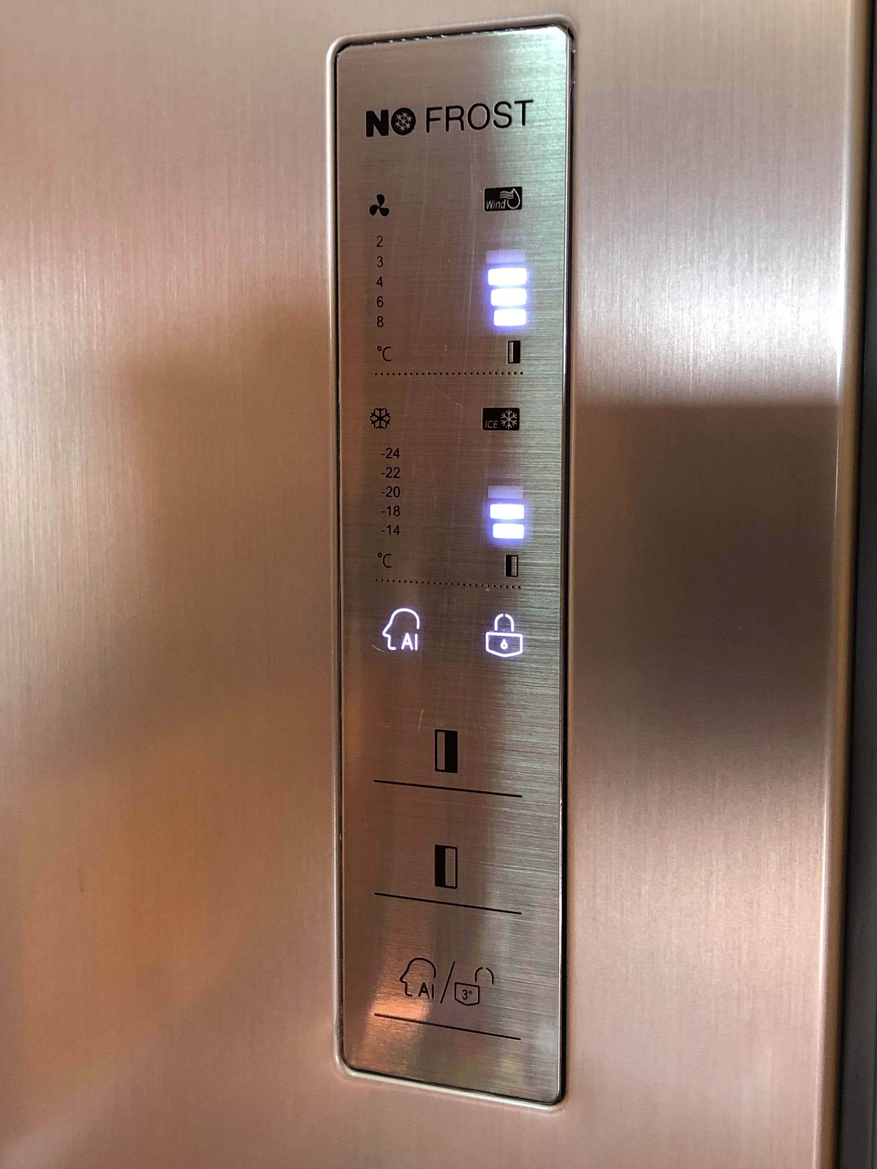 Frigorífico americano inox Hisense Side by Side COMO NOVO