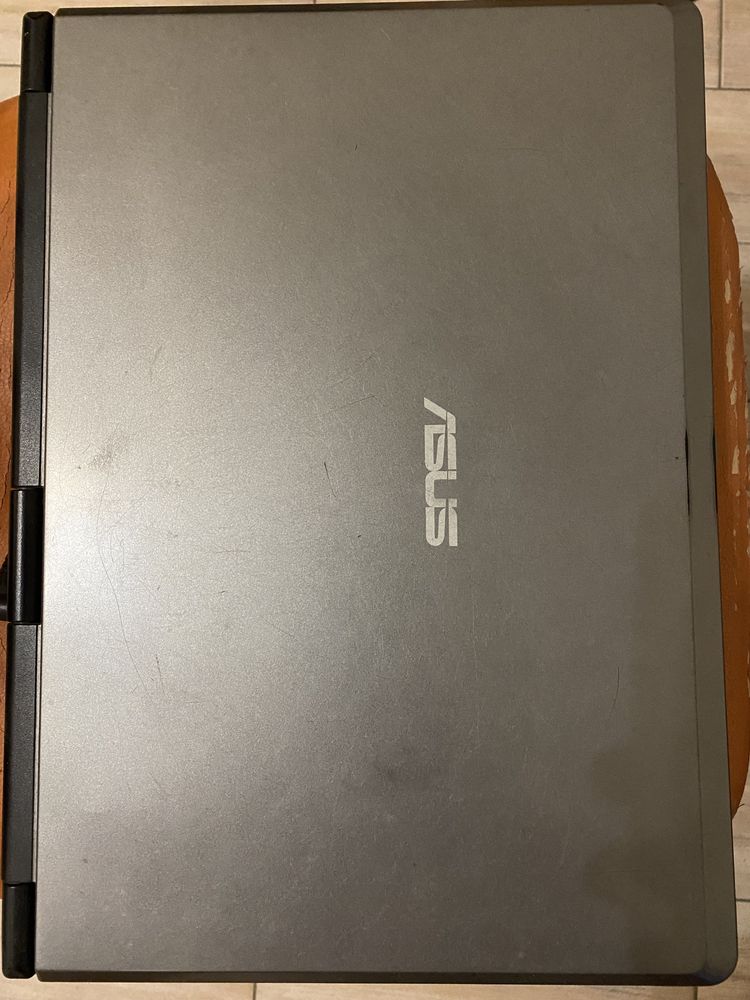 Ноутбук ASUS x51L