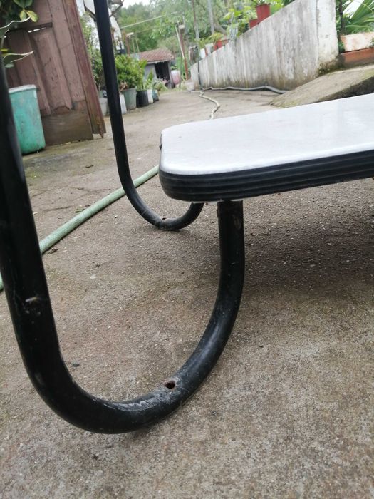 mesa de apoio vintage , ver bem as fotos