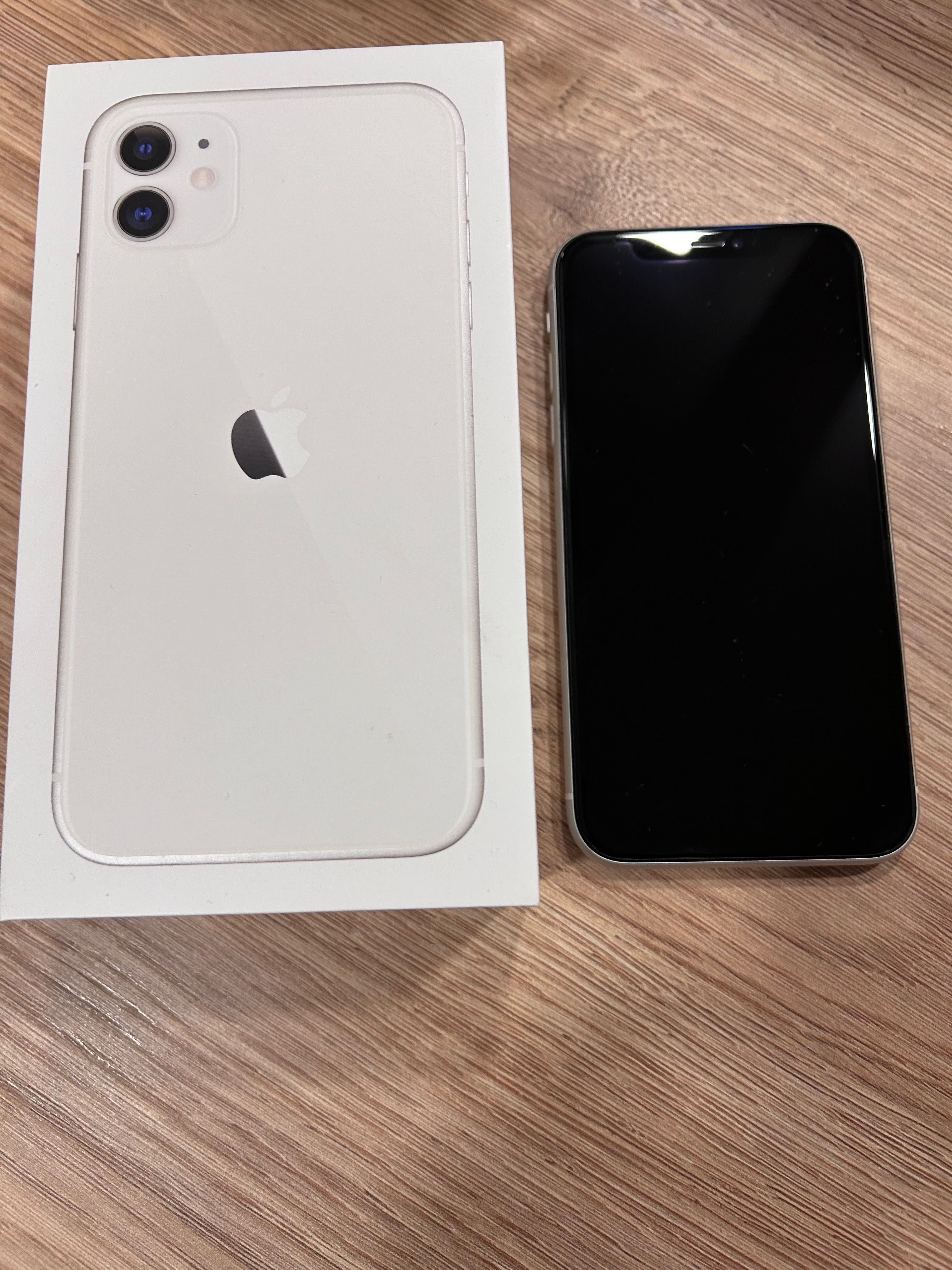 iPhone 11 64 GB biały