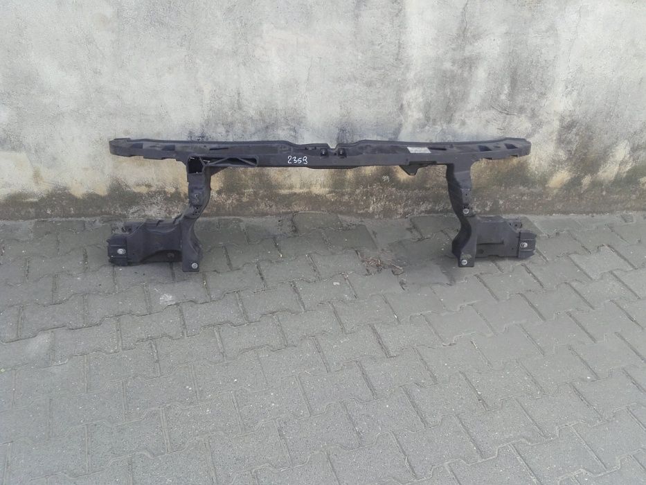 Pas przedni VW T5 lift 010-> nr2359