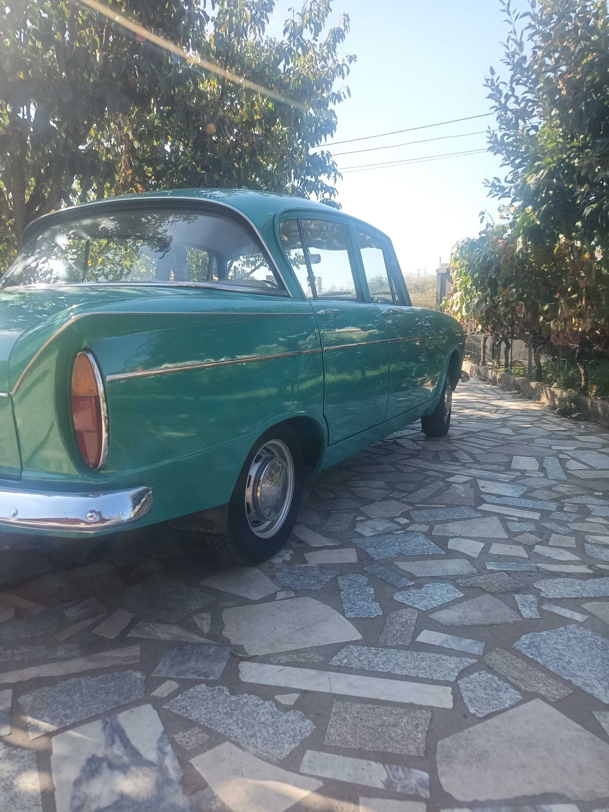 HILLMAN Super Minx