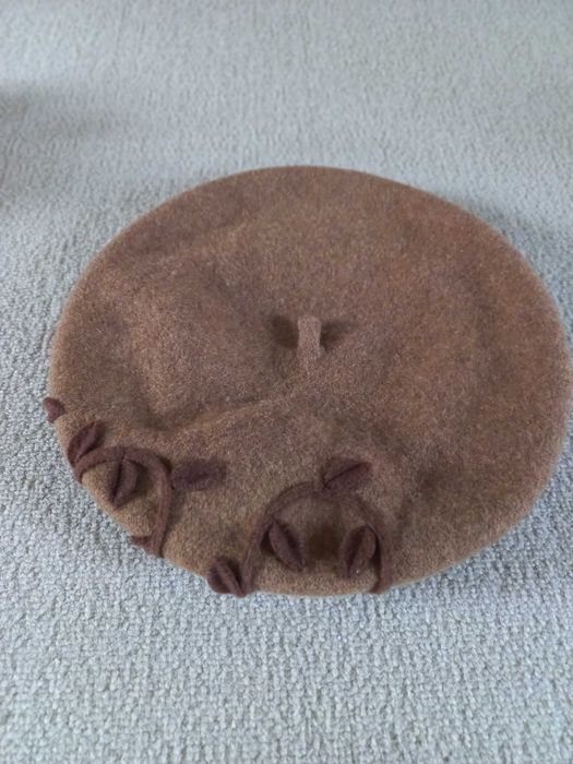 beret brązowy damski