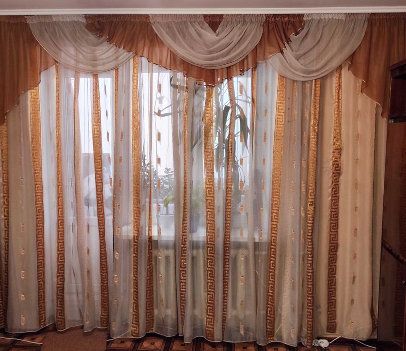 Тюль жакардова шифон в смужку з ламбрекенами на тесьмі 7,85 х 2,50