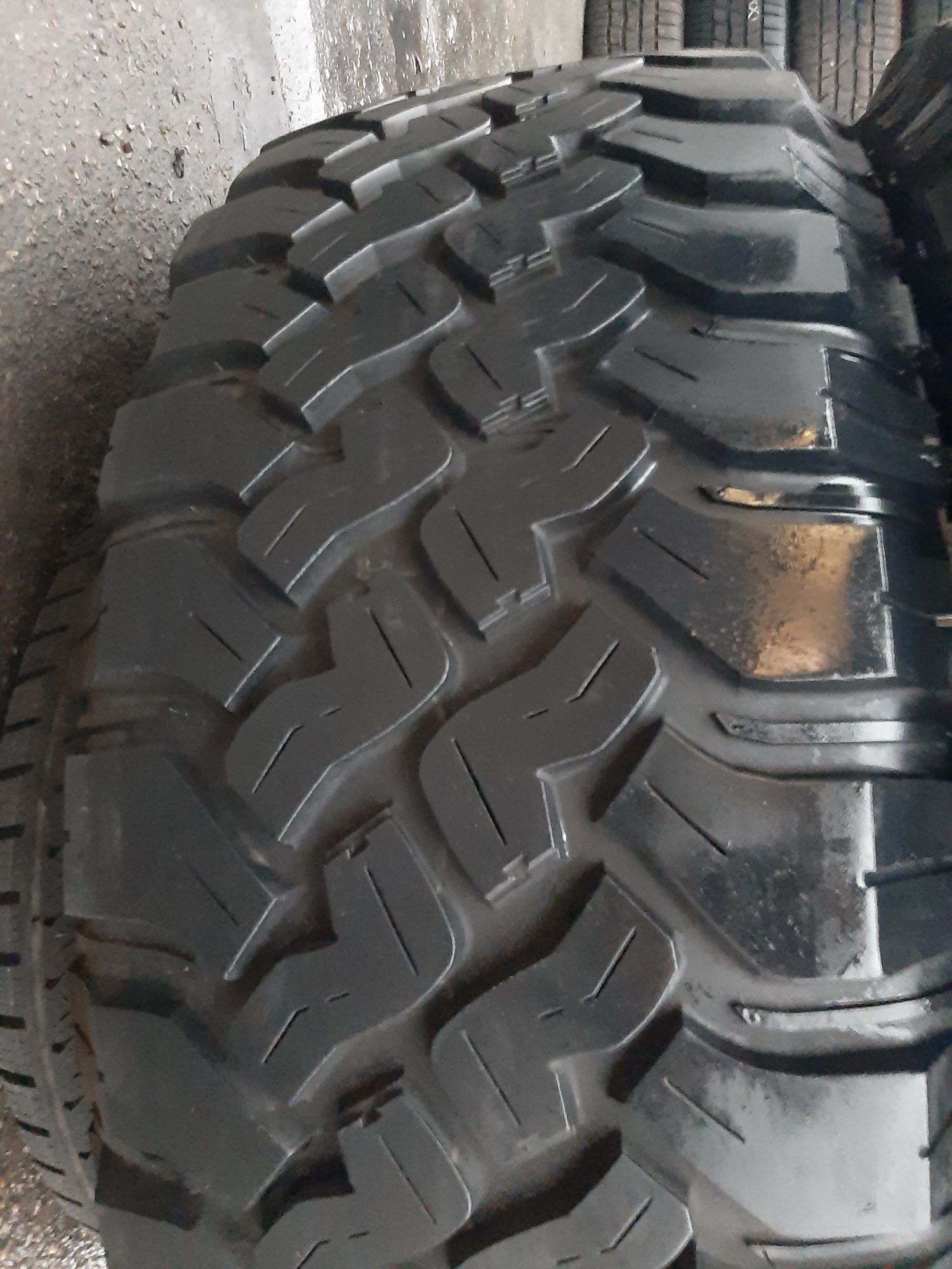35x12.50r17 121Q Falken Wildpeak MT mt01