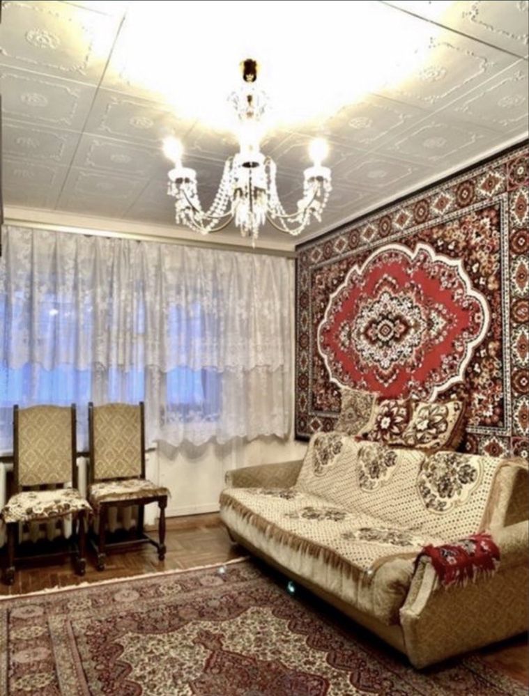 Продам 2 ком квартиру Южный 2-й мкр-н Коммунарский р-н