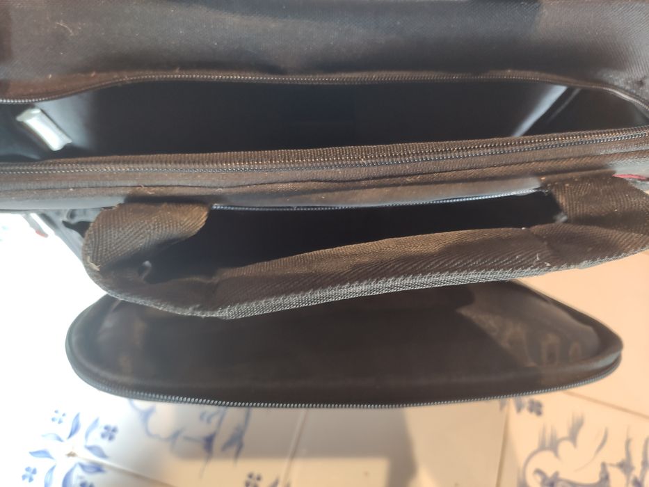 Bolsa Mala TARGUS Portátil 11" Pequeno NOVA