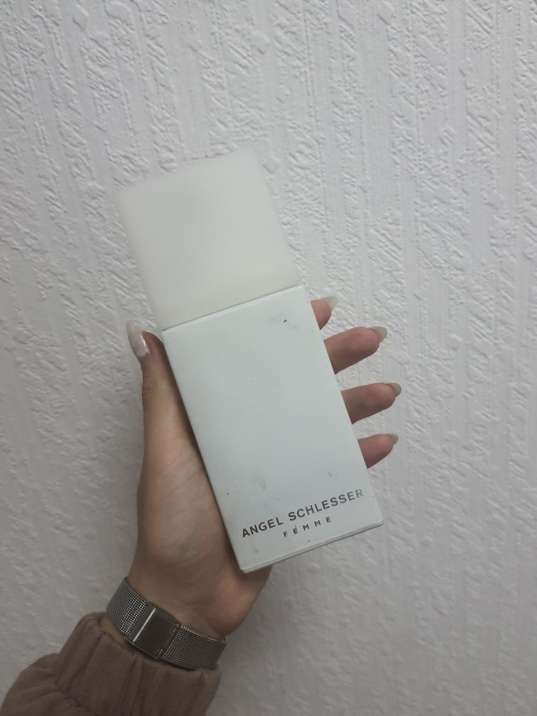 Angel Schlesser Femme Angel Schlesser оригінал