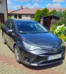 Toyota Avensis 2.0 D-4D kombi 2015r. Diesel 204 tys. km