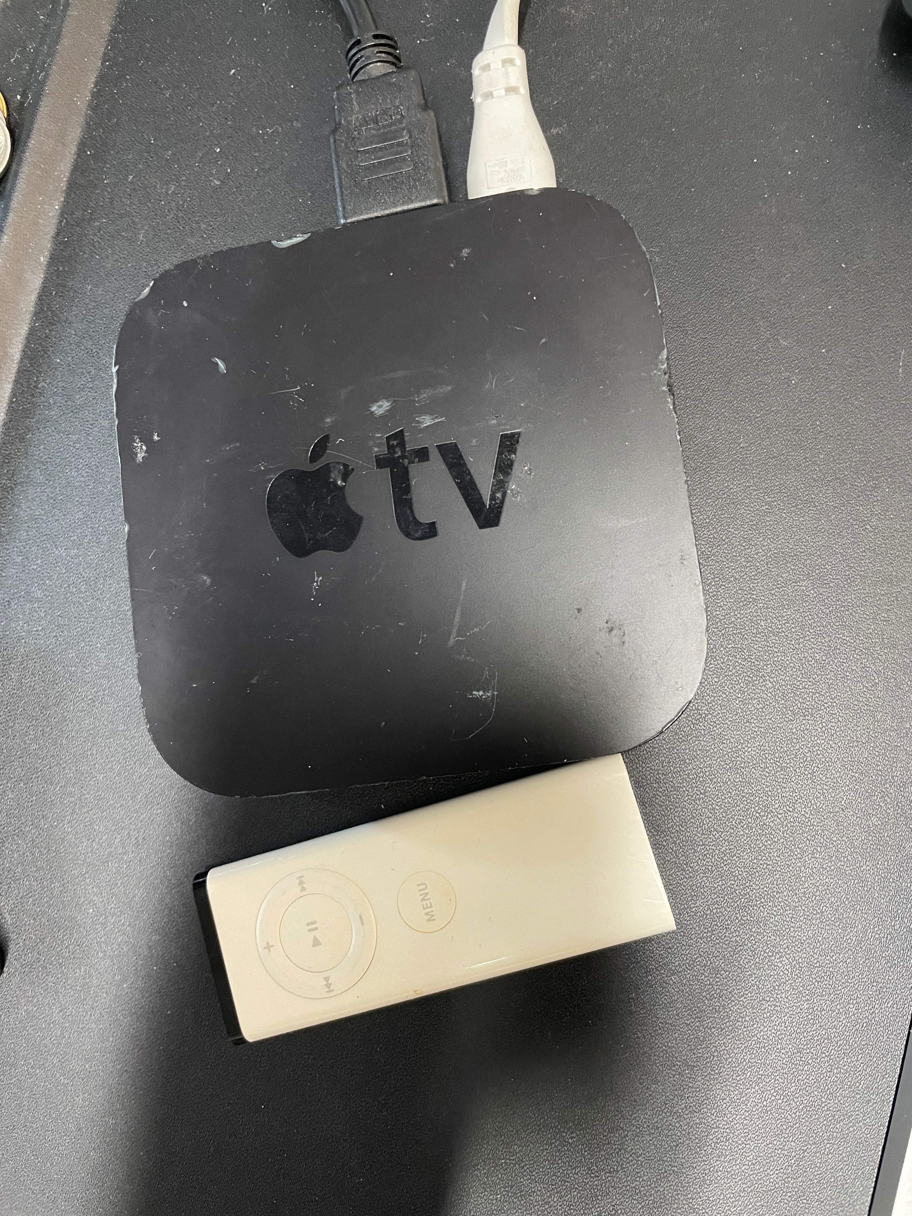 Apple TV 2 a1378 та приставка