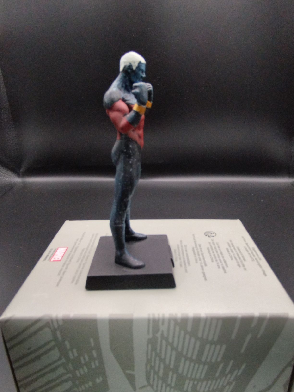 Figurka Marvel klasyczna  Kapitan Marvel #46 ok 8 cm figurka