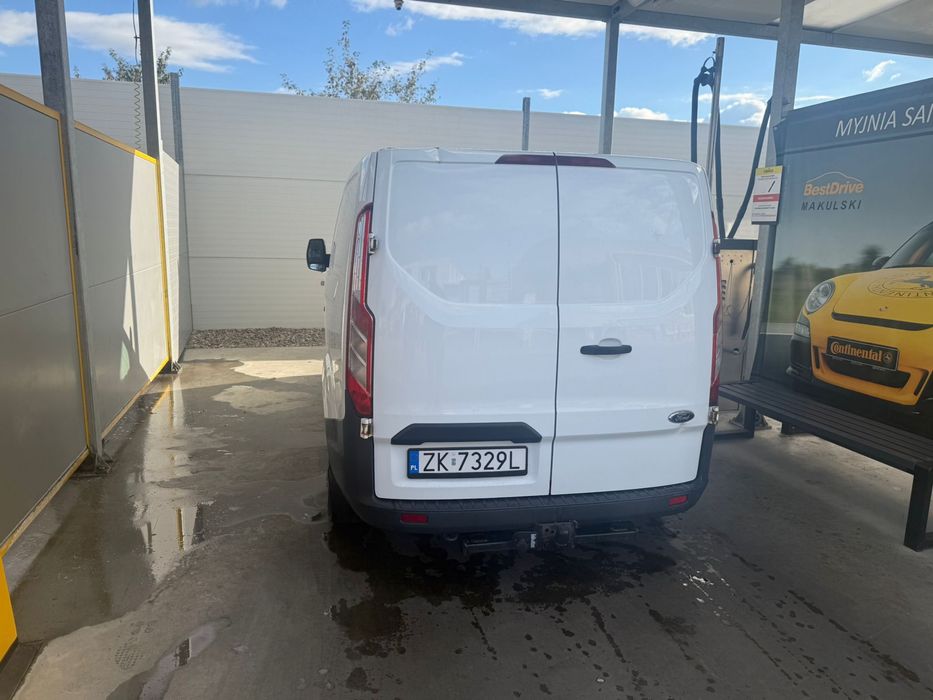 Ford Transit Custom 2.2, zamiana na 6 osobowe