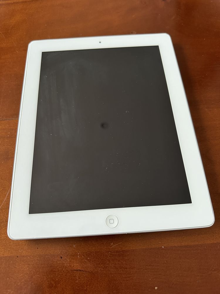 iPad 4a geração Wi-Fi + 3G 16GB