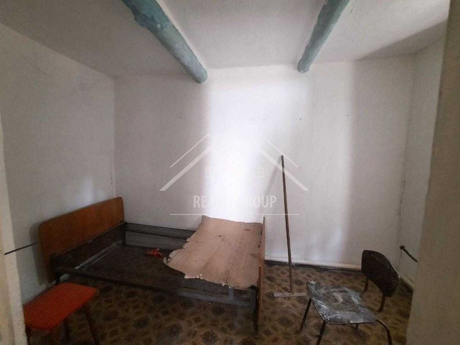 Продаж будинку в ЦМ районі по вул.Вершиніна