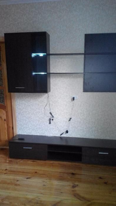 Збирання меблів та монтаж торгового обладнання