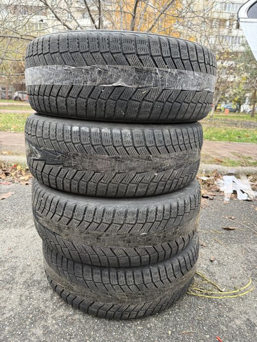 Hankook winter icept iz2 205/55/16