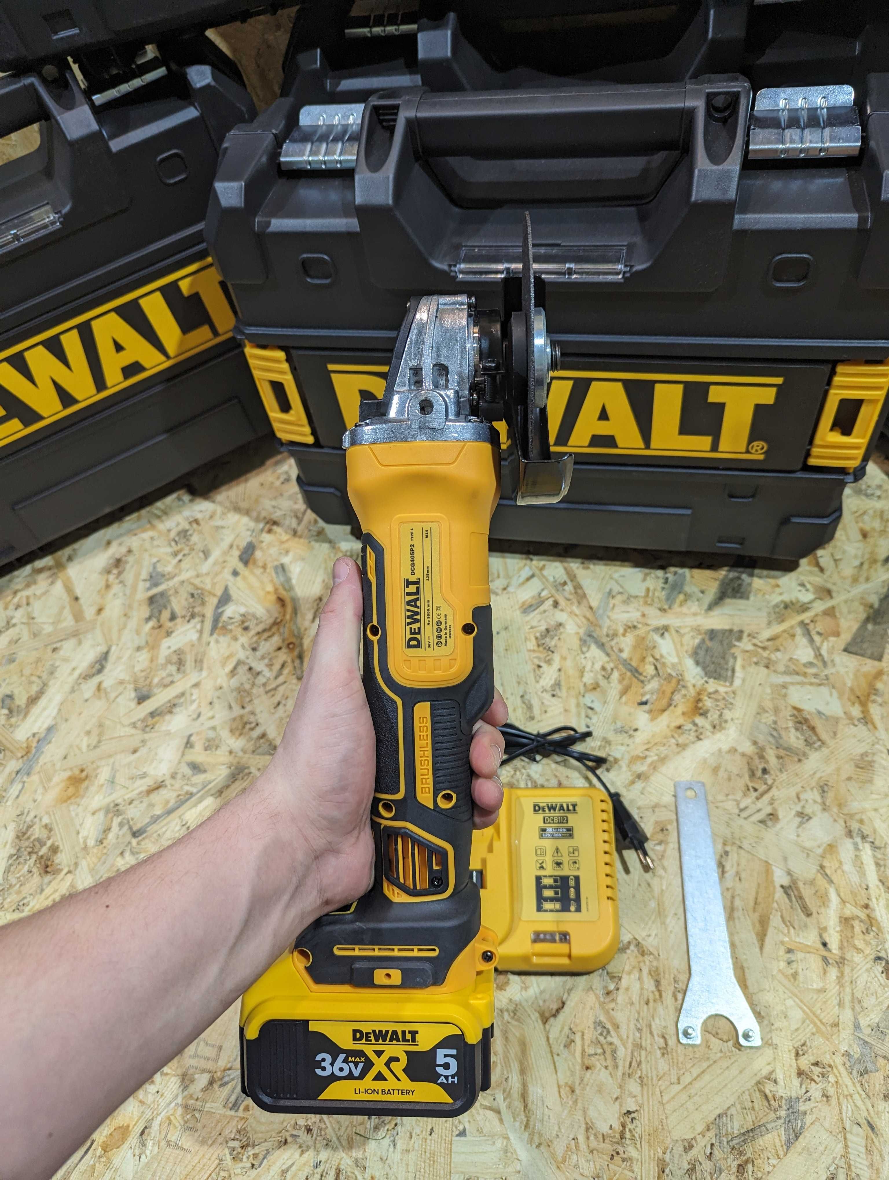 Болгарка акумуляторна DeWALT DCG405P2 36V 1200 Вт Девальт