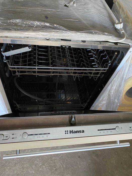 Посудомийна машина вбудована Hansa широка (60 см)