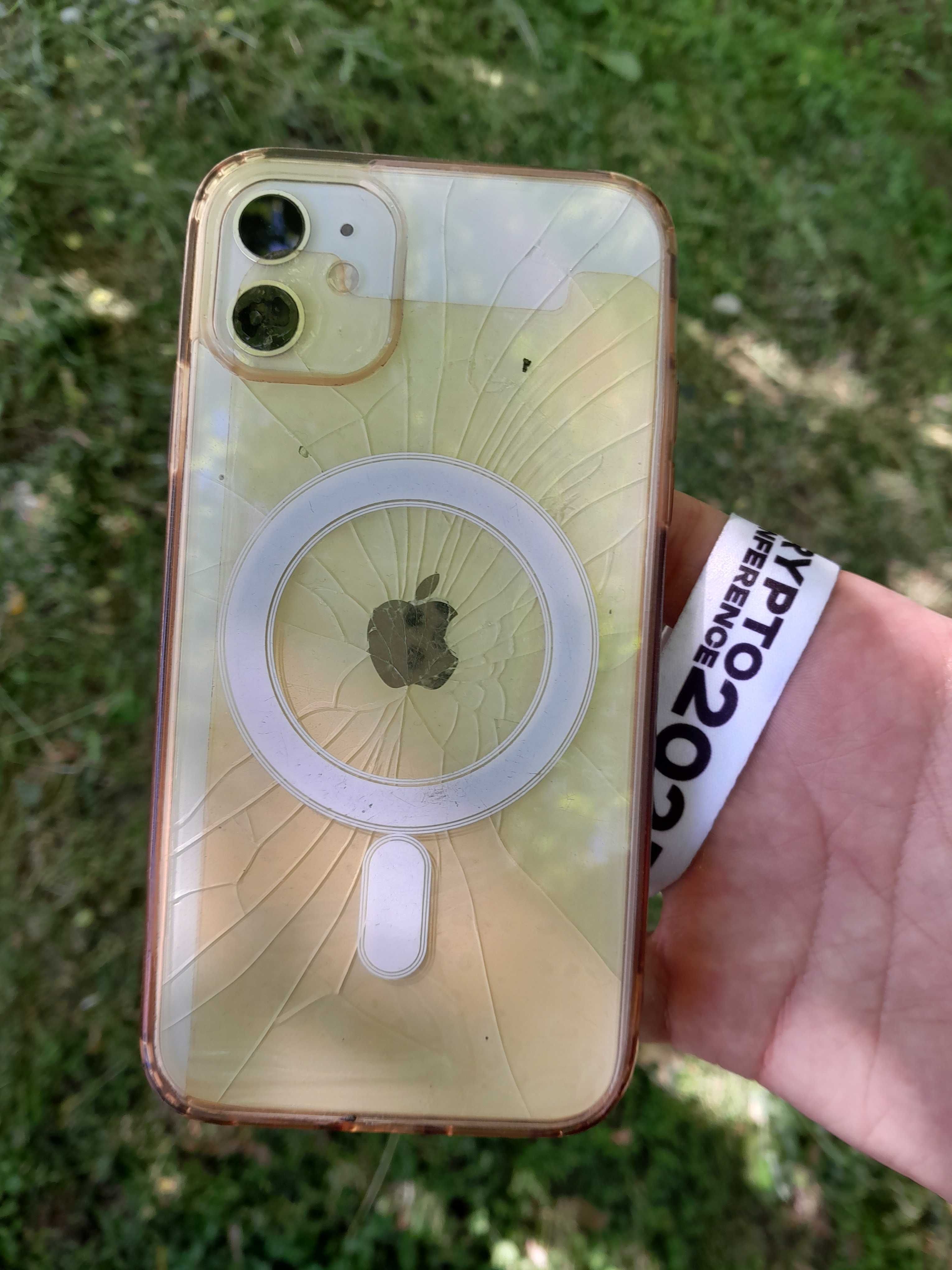 Iphone 11 , торг чехол і захисна плівка в подарунок 6000 грн