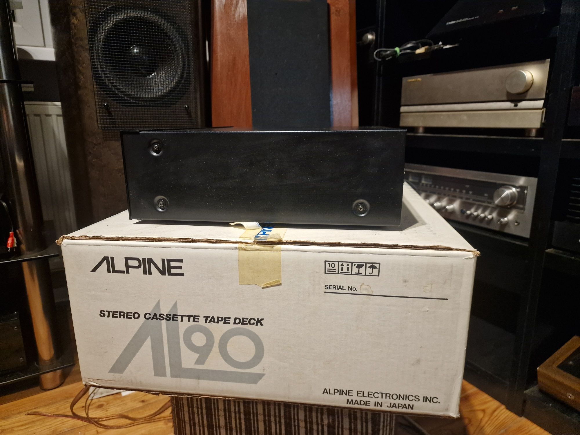 Alpine AL90 vs luxman k05