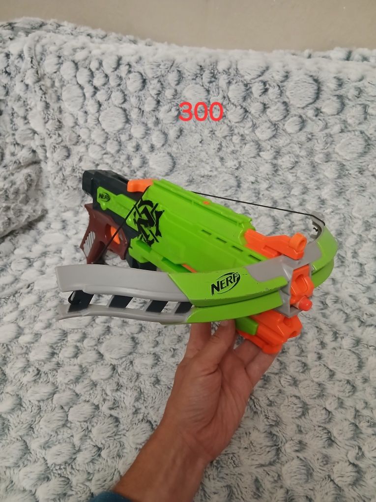 Пістолети фірми Nerf