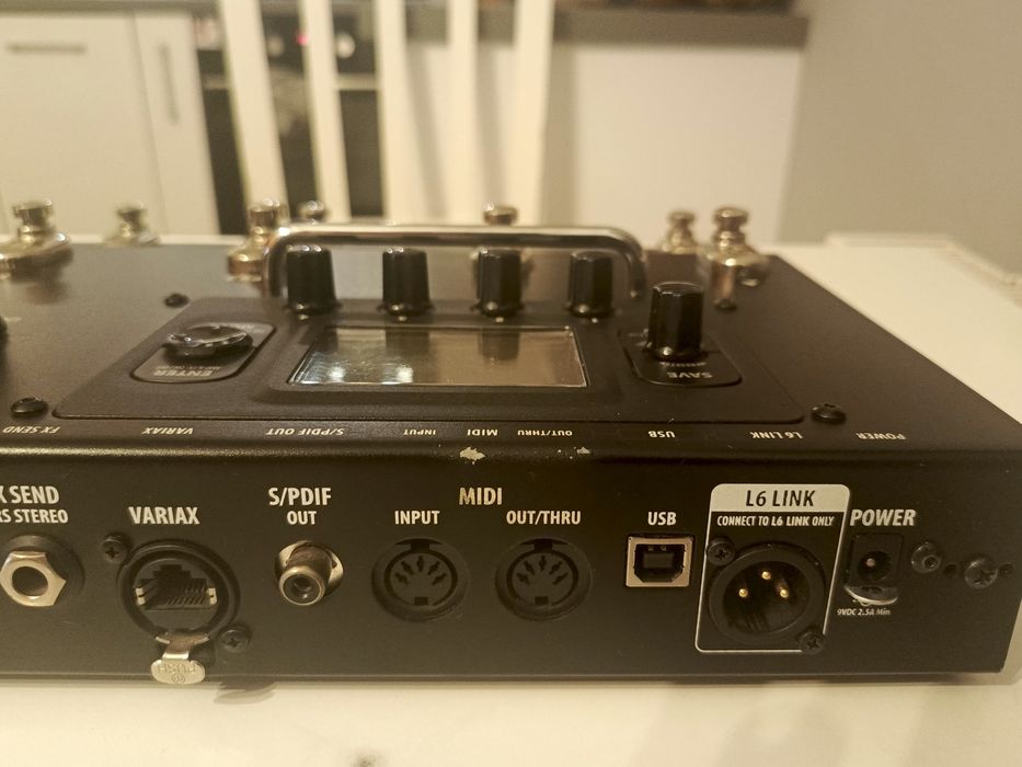 Line 6 POD HD500 procesor efektów