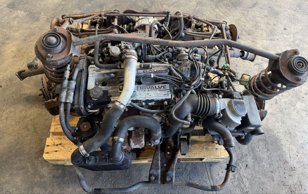 Mazda 323 Mecanica B6T